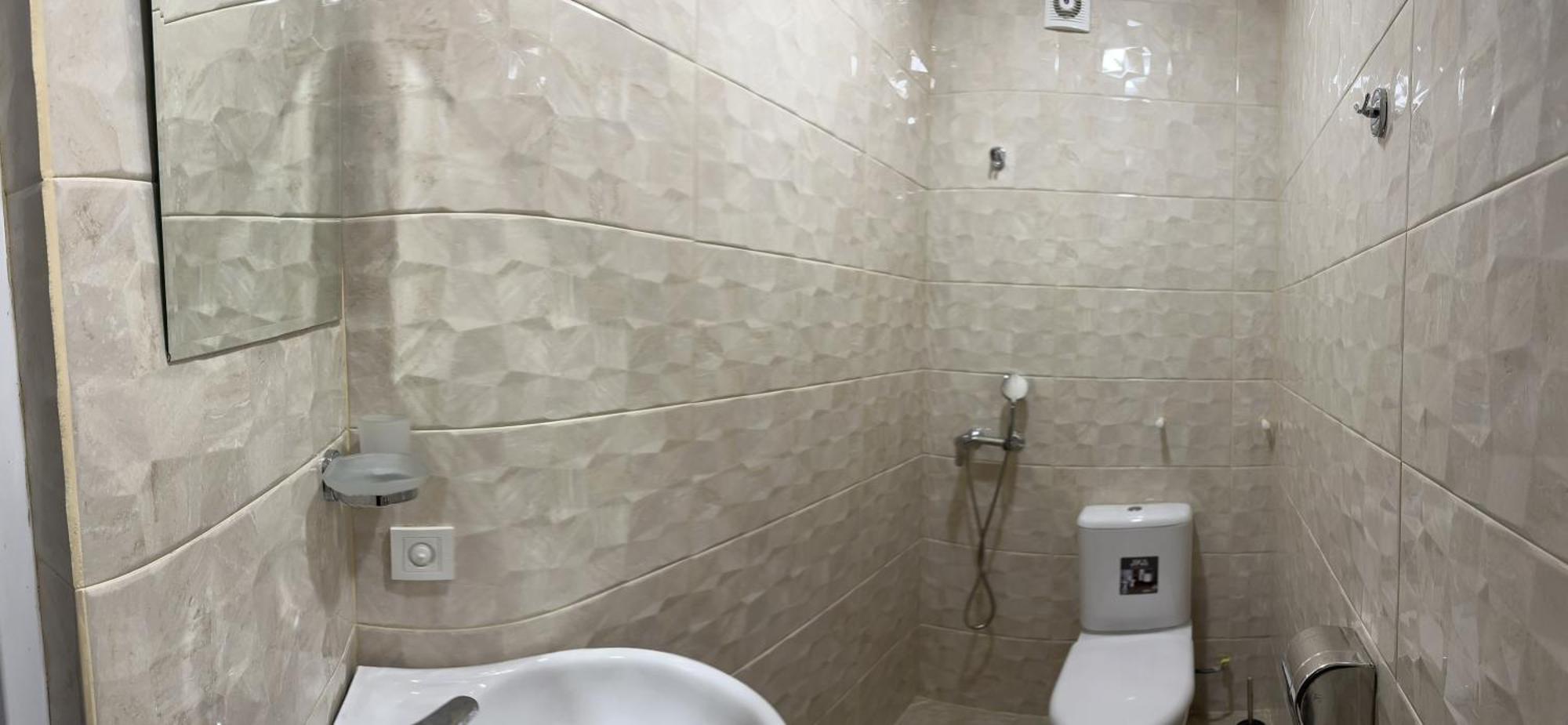 Nid Hotel Тбилиси Экстерьер фото